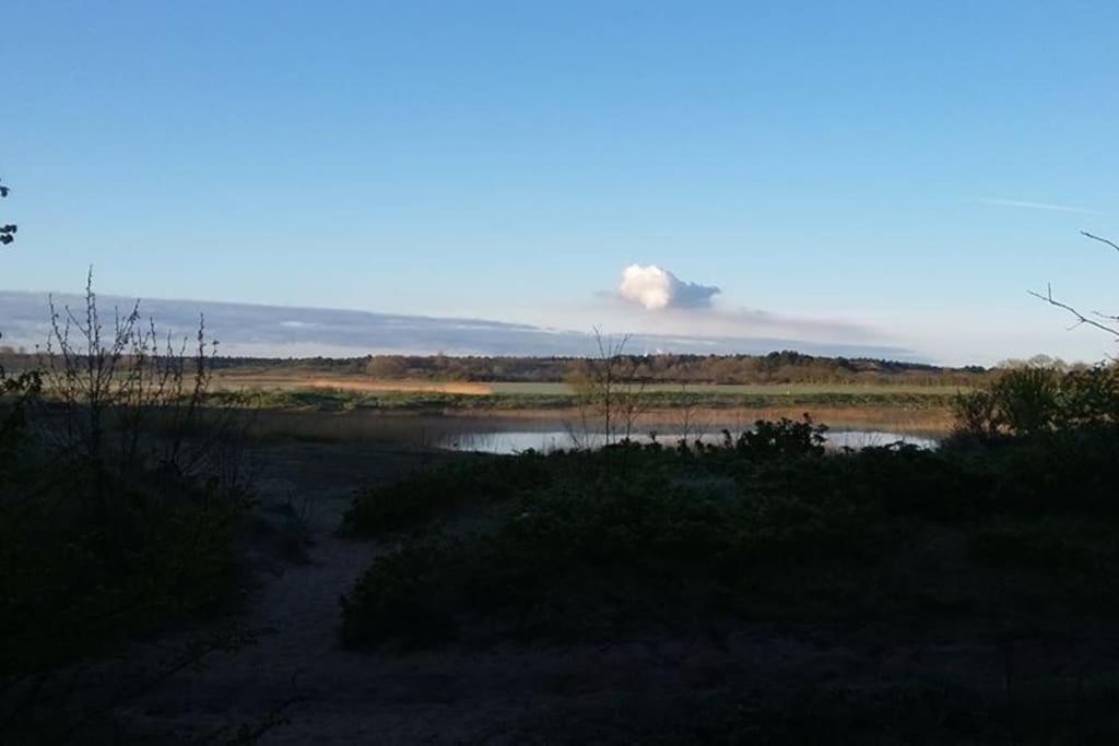 Cottage Egmond-Binnen Met Besloten Tuin Экстерьер фото
